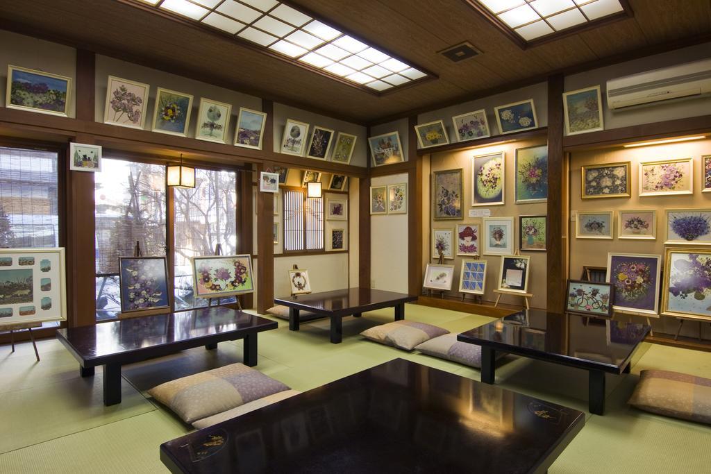Ekinariya Ryokan Кусацу Экстерьер фото
